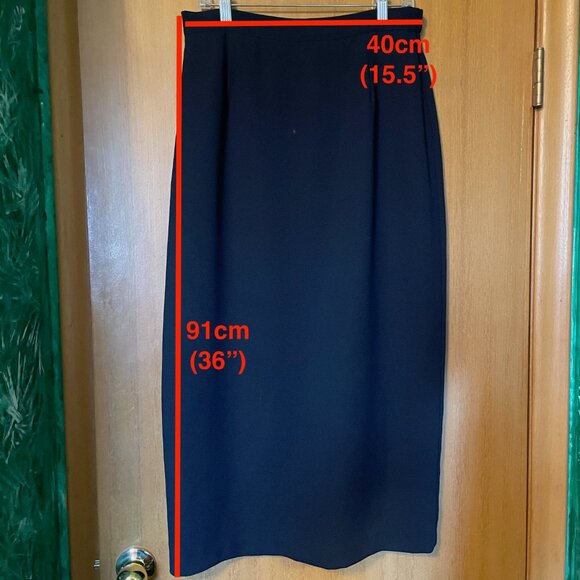 Big White Collar 2 piece blazer and skirt - Picture 9 of 12